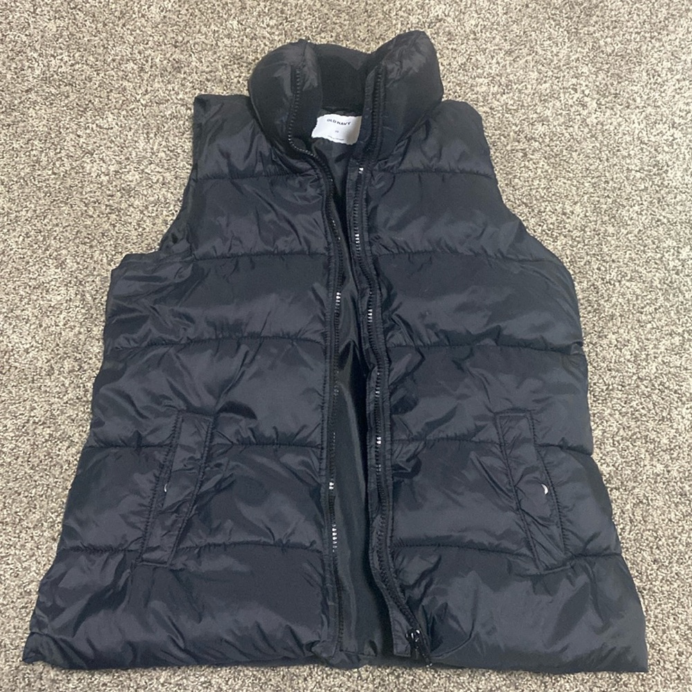 Old navy puffer vest